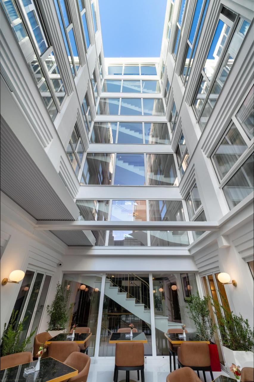 Hotel Elia Ermou 4*